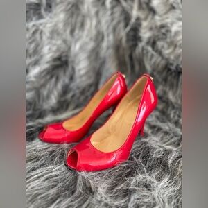 STUART WEITZMAN PEEP TOE PUMP